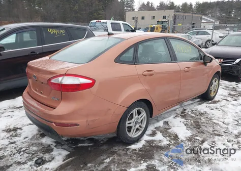 2017 Ford Fiesta Se z USA, uszkodzony, nr VIN 3FADP4BJ7HM129331
